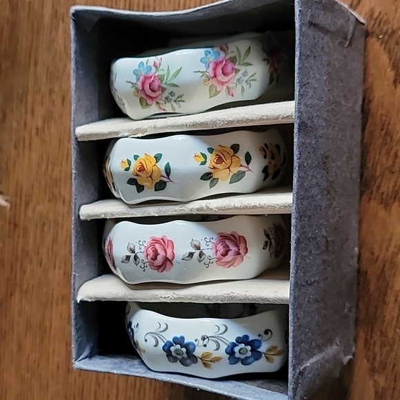 Vintage Staffordshire Bone China Napkin Rings - Picture 2 of 3